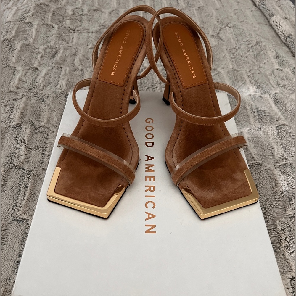 ✨GOOD AMERICAN✨ tan suede strappy heels SIZE 7.5 with original box